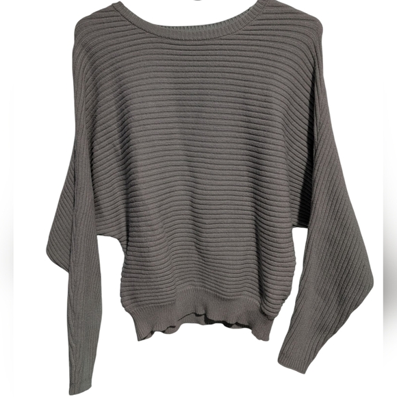 Women's Express Small Sweater - Picture 1 of 4